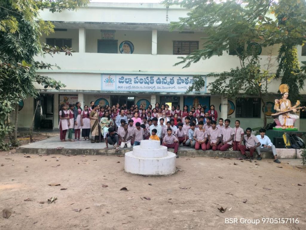 Igniting Young Minds at ZPHS Venkatapur – Aap Badho Desh Ko Badhao Triumph!